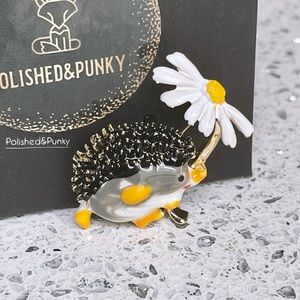 Hedgehog and Daisy Brooch ~ Hedgehog Pin ~ Gold Brooch ~ Gold Pin in Gift Box